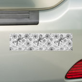 Dragonfly en bloemen bumpersticker (Op auto)