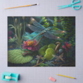 Dragonfly in een kleurrijke tuinontvlechting tissuepapier (Craft)