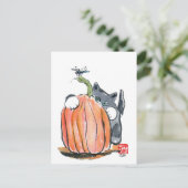 Dragonfly leidt Kitten door de pompoen. Briefkaart (Staand voorkant)