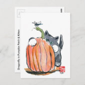 Dragonfly leidt Kitten door de pompoen. Briefkaart (Voorkant / Achterkant)