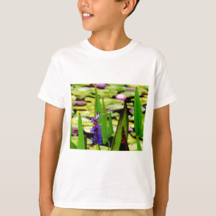Dragonfly lotus en paarse bloem t-shirt