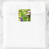 Dragonfly lotus en paarse bloem vierkante sticker (Tas)