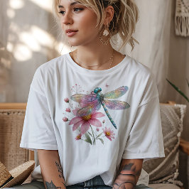 Dragonfly op bloemen t-shirt