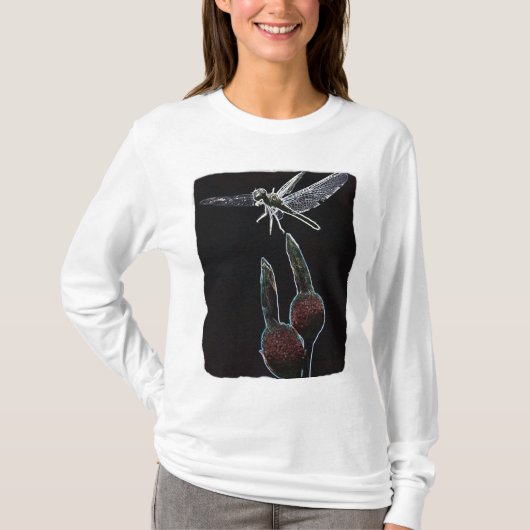 Dragonfly op de langwerpige randen t-shirt (Voorkant)