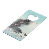 Dragon's Fury Zee Battle voor de berg Fuji Creditkaart Flessenopener (Voorkant Gekanteld)