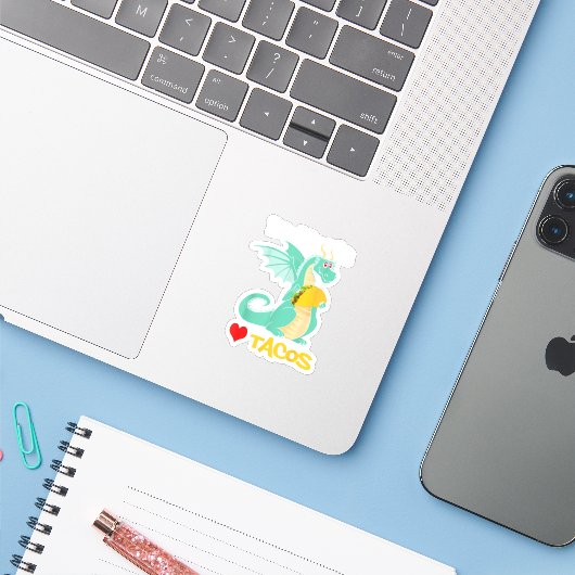 Dragons Love Tacos Sticker (Laptop met iPhone)
