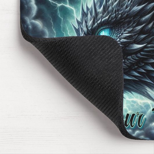 Drakenhoofd in een onweersbui met bliksem muismat (Hoek)