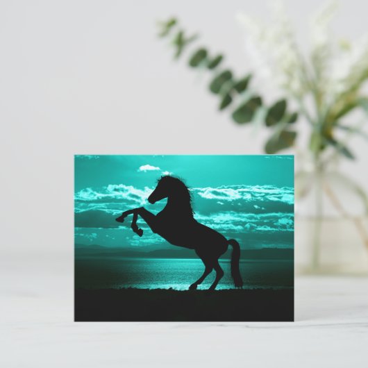 Dramatic Black Horse Teal Sky Peaceful Postcard Briefkaart (Staand voorkant)