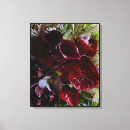 Dramatic Burgundy Floral Canvas Afdruk
