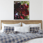 Dramatic Burgundy Floral Canvas Afdruk (Insitu (Slaapkamer))
