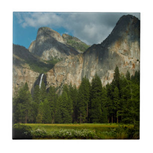 Dramatisch uitzicht op Yosemite Valley vanuit de G Tegeltje