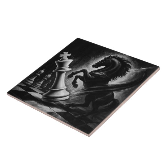 Dramatisch zwart paard vs. koning – gedurfd schaak tegeltje (Zijkant)