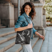 Dramatisch zwart paard vs. koning – gedurfd schaak tote bag