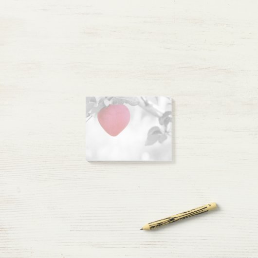 Dramatische rode kever, Apple Post-it® Notes (Op bureau)