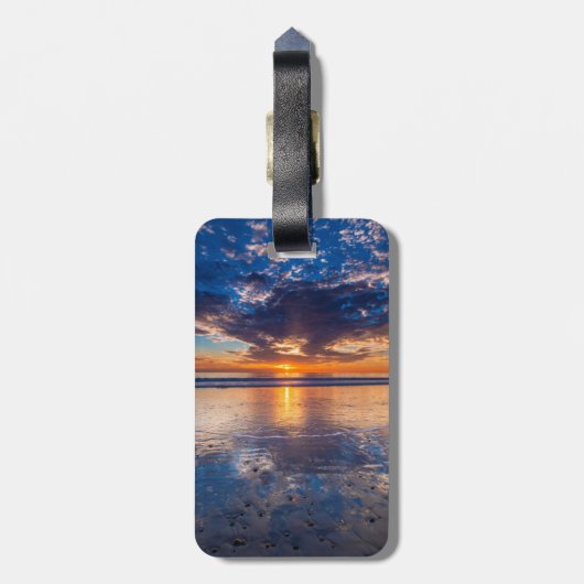 Dramatische seizoenscape, zonsondergang, CA Bagagelabel (Achterkant verticaal)