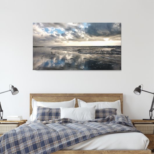 Dramatische Sky Beach Reflections Stretched Canvas (Insitu (Slaapkamer))