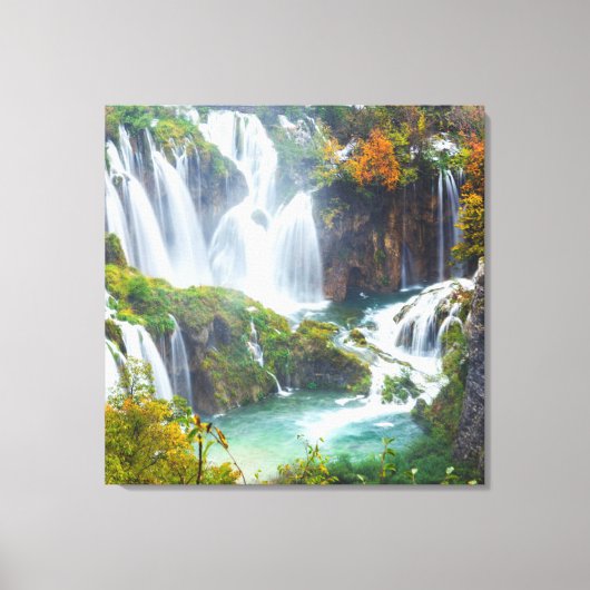 Dramatische waterval trapsgewijs water herfstkleur canvas afdruk (Voorkant)