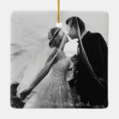 Dramatische zilveren bloemige monogram Eerste Kers Keramisch Ornament (Achterkant)