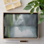 Dramatische zomeronderstorm en schilderachtig land tissuepapier (Geschenk)