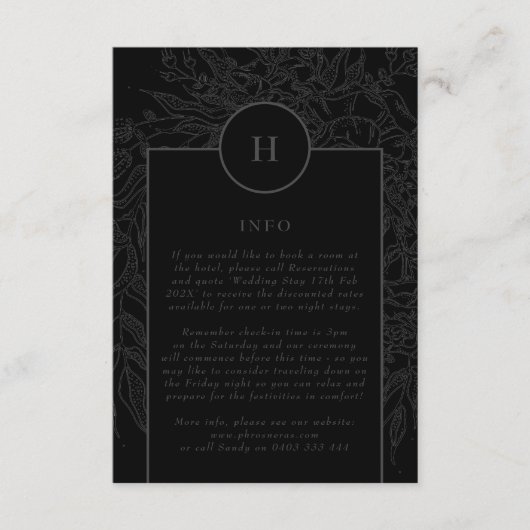 Dramatische zwarte Elegant Monogram Floral Wreator Informatiekaartje (Voorkant)