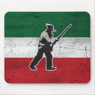 Drapeau Québec et Patriote Henri Julien érodé Muismat