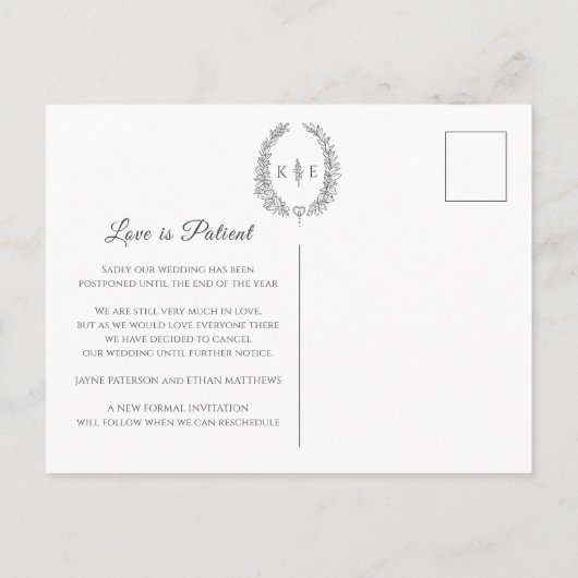 Drawn leaf wreath monogram bruiloft annulering aankondigingskaart (Achterkant)