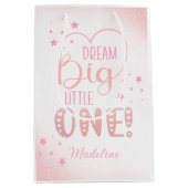 Dream Big Little One Heart Sleepy Beer Birthday Medium Cadeauzakje (Voorkant)