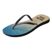 Dream Big Ocean Beach met aangepaste monogram naam Teenslippers (Schuin)