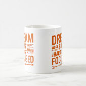 Dream Big, Work Hard, Stay Focused Empowering Mug Koffiemok (Center)