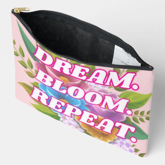 Dream Bloom Repeat Floral Motivatie CosmeticBag Etui (Open)