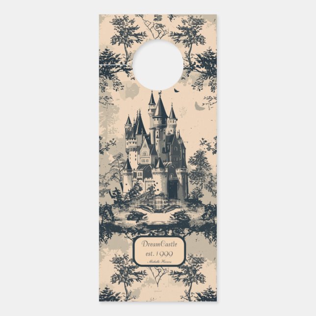 Dream Castle Midnight en Ivory Toile de Jouy Deurhanger (Voorkant)
