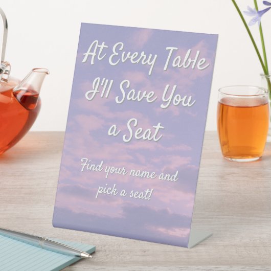 Dream Clouds Lover Seating Sign Reclamebord Met Voetstuk (Insitu)