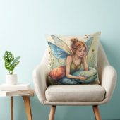 Dream Fairy Holding 2 Pillows Kussen (Stoel)