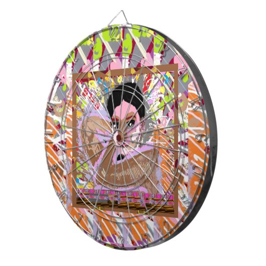 DREAM GIRL:  Dart Board Dartbord (Voorkant Rechts)