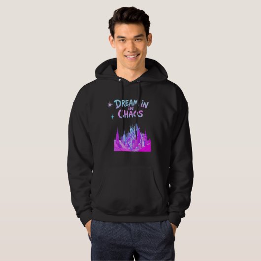 Dream in Chaos – Surreal Cityscape Hoodie (Voorkant volledig)