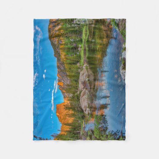 Dream Lake Landscape Fleece Deken (Voorkant)