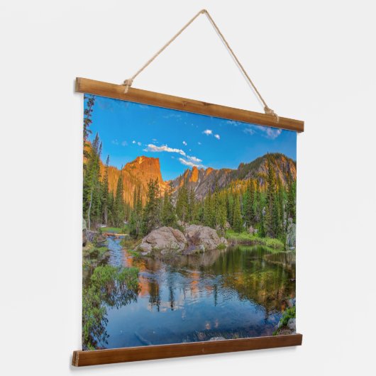 Dream Lake Landscape Hangend Wandkleed (Gebogen)