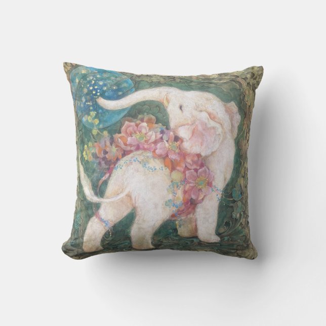 "Dreaming Elephant" A Symbol of Hope  Kussen (Voorkant)