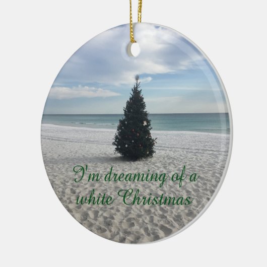 Dreaming van de Witte Kerstfeestdag op strand Keramisch Ornament (Links)
