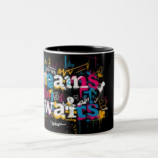 Dreams Awaits: een Mok die inspireert (Voorkant rechts)