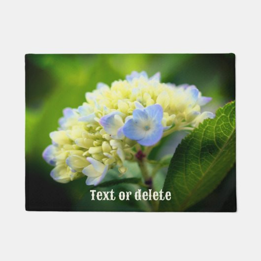Dreamweaver Blue Hydrangea Flower Personalized Deurmat (Voorkant)
