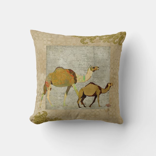 Dreamweaver Camels Boho Mojo Pillow Kussen (Voorkant)