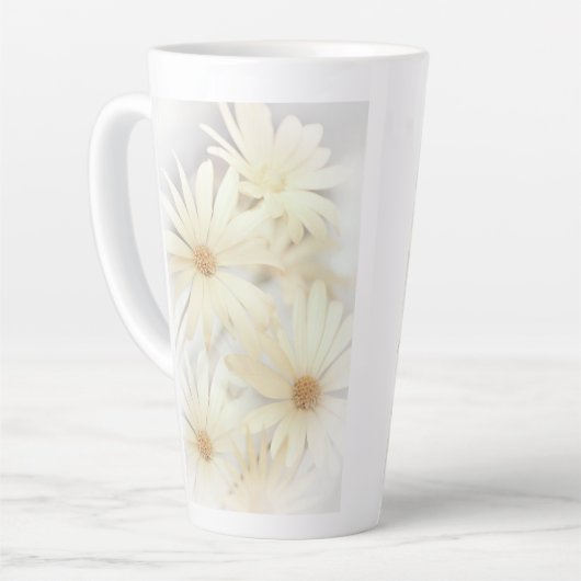Dreamweaver Daisies 2 Latte Mok (Linkerhoek)