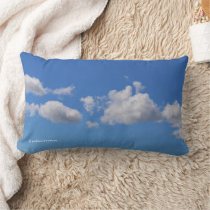 Dreamweaver Fluffy Clouds in een blauwe hemel Kussen