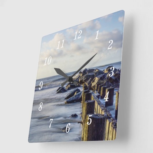 Dreamweaver Folly Seawall Clock Vierkante Klok (Hoek)
