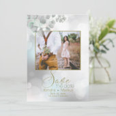 Dreamy Bokeh en Eucalyptus Foliage Save the Date Kaart (Staand voorkant)