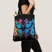 Dreamy Gradient Wings: Een vlinder in pastel Tote Bag (Dichtbij)