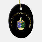 DREIDELS AND MIRACLES OF HANUKKAH KERAMISCH ORNAMENT (Achterkant)