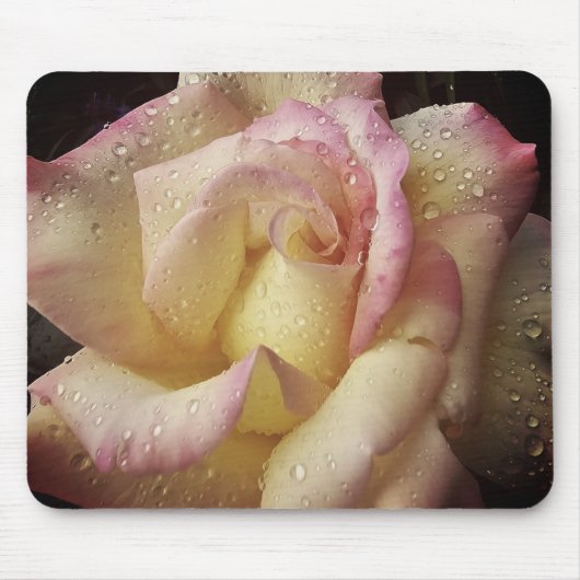 drenched in dew muismat (Voorkant)