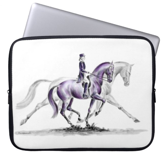 Dressage Horse in Trot Piaffe Laptop Sleeve (Voorkant)